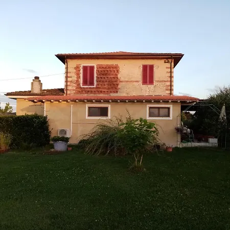 Vecchio Casale Margherita فندق مبيت وإفطار كامايوري